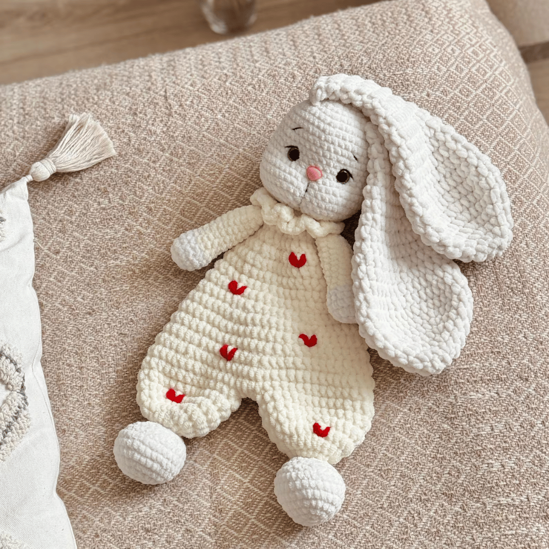 Crochet pattern bunny amigurumi
