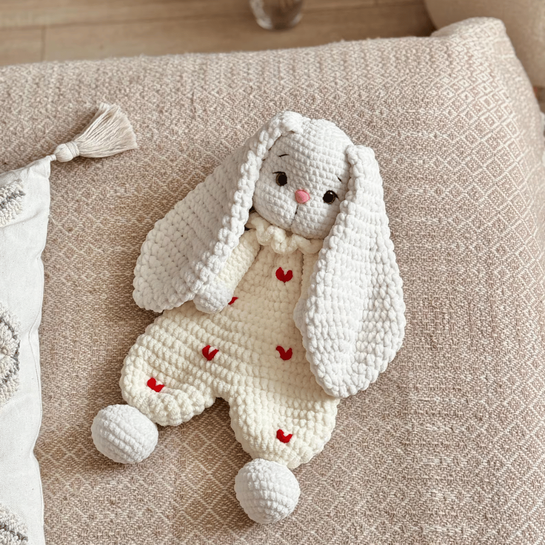 Crochet pattern bunny amigurumi