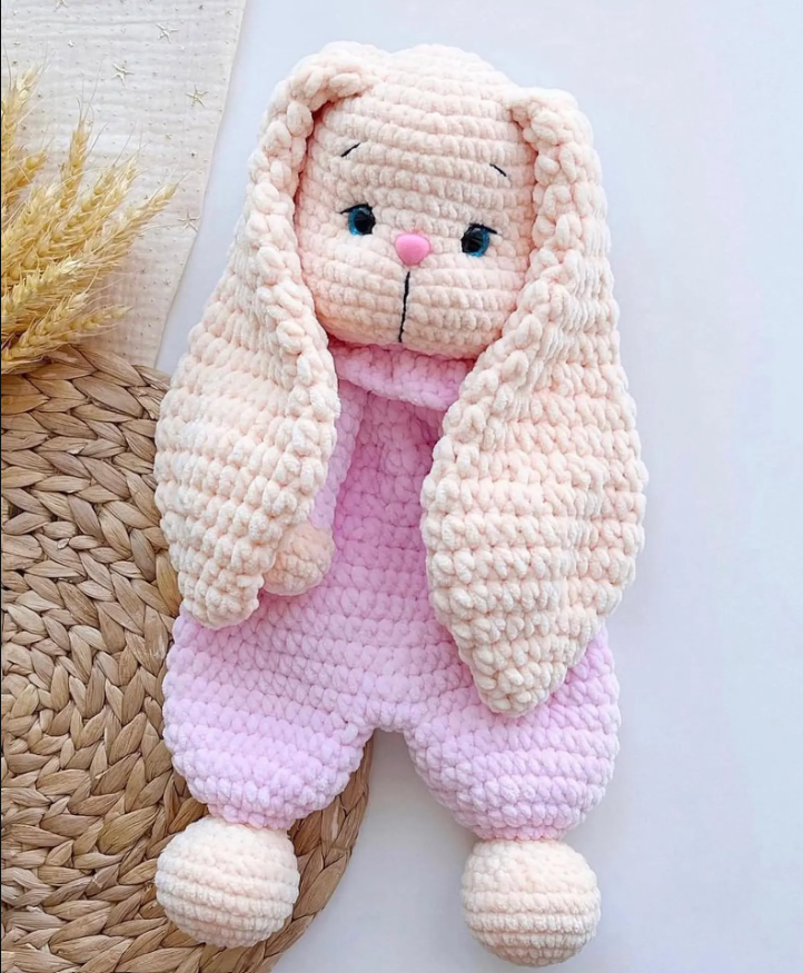 Crochet pattern bunny amigurumi