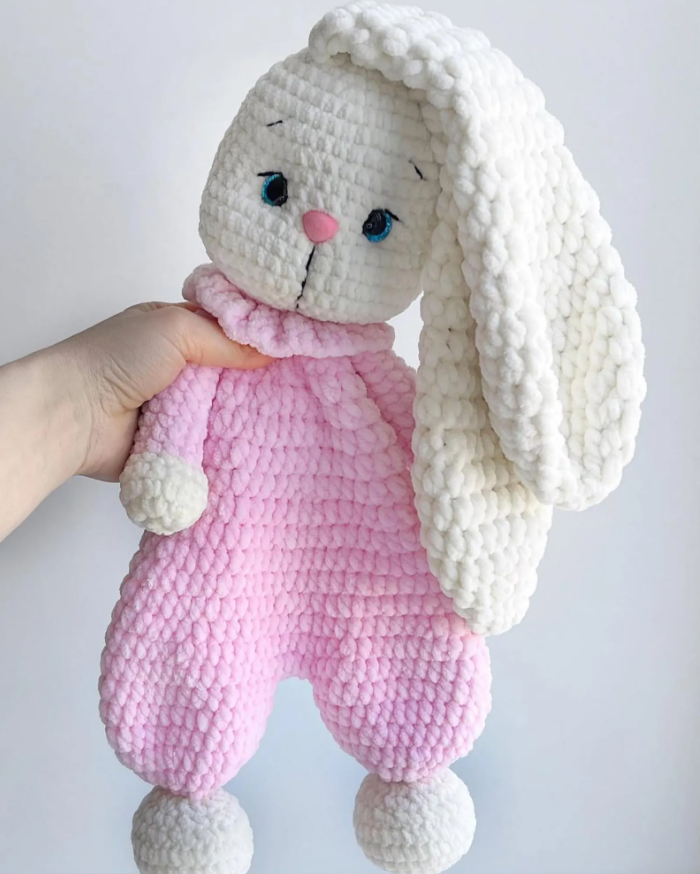 Crochet pattern bunny amigurumi